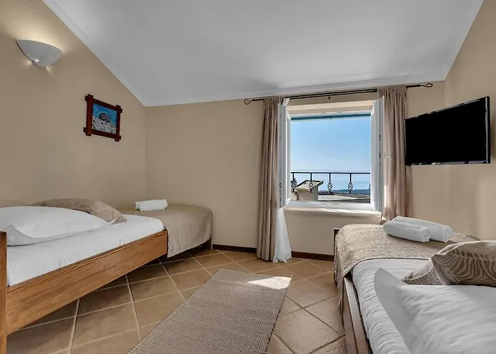 Sanja - Exklusiv * Makarska